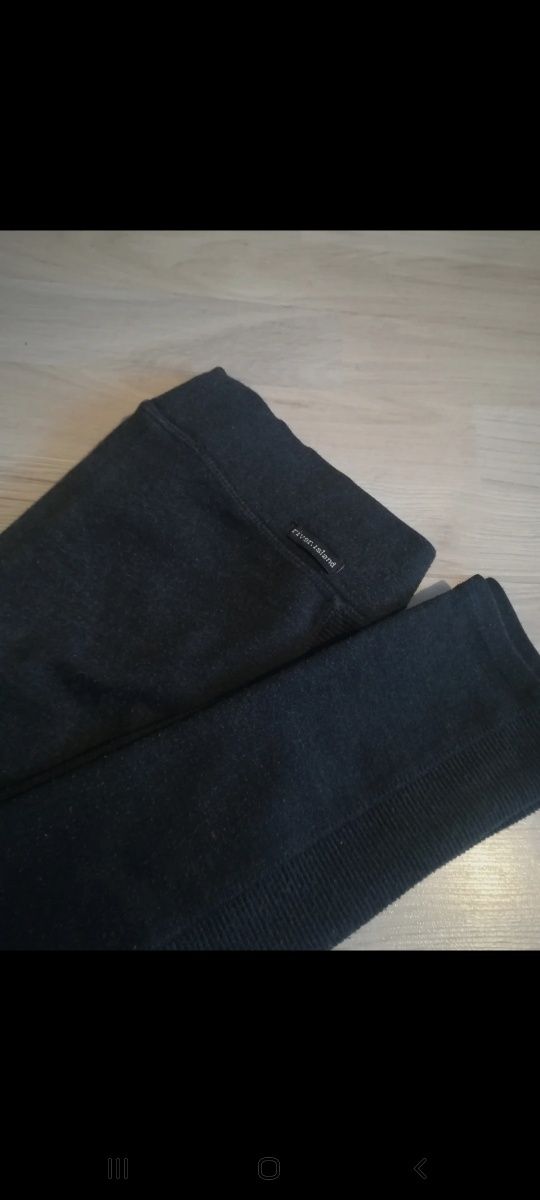 legginsy River Island