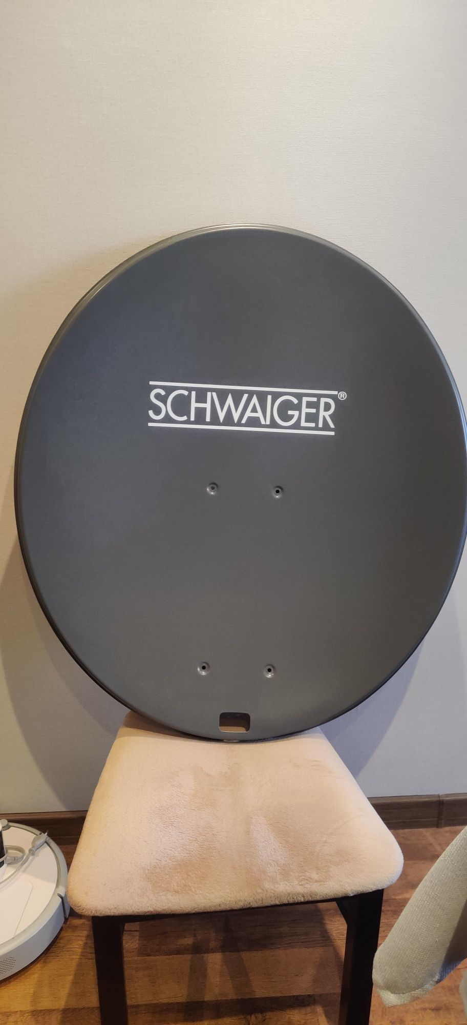 Antena satelitarna Schwaiger 80