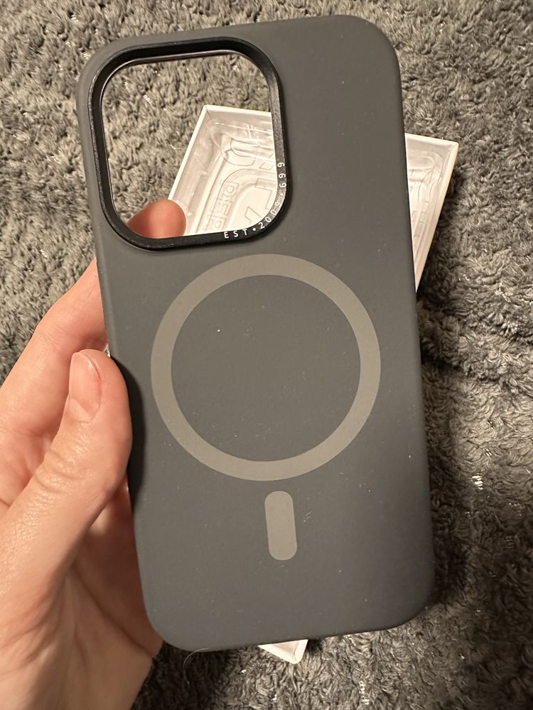 Чехол на iPhone 14 pro
