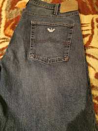 Spodnie męskie używane jeans  Armani kolor niebieski 36