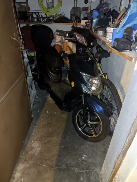 Vendo scooter elétrica para peças