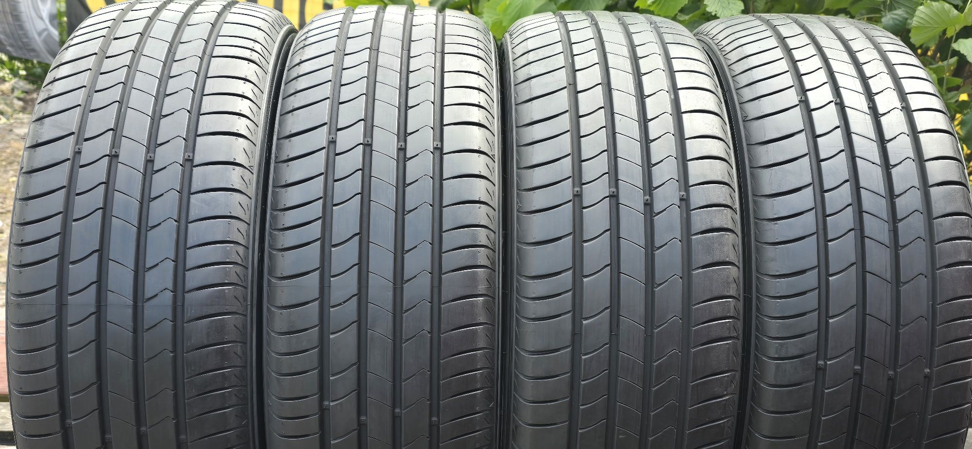 215/55R18 Opony letnie KUMHO - Jak nowe