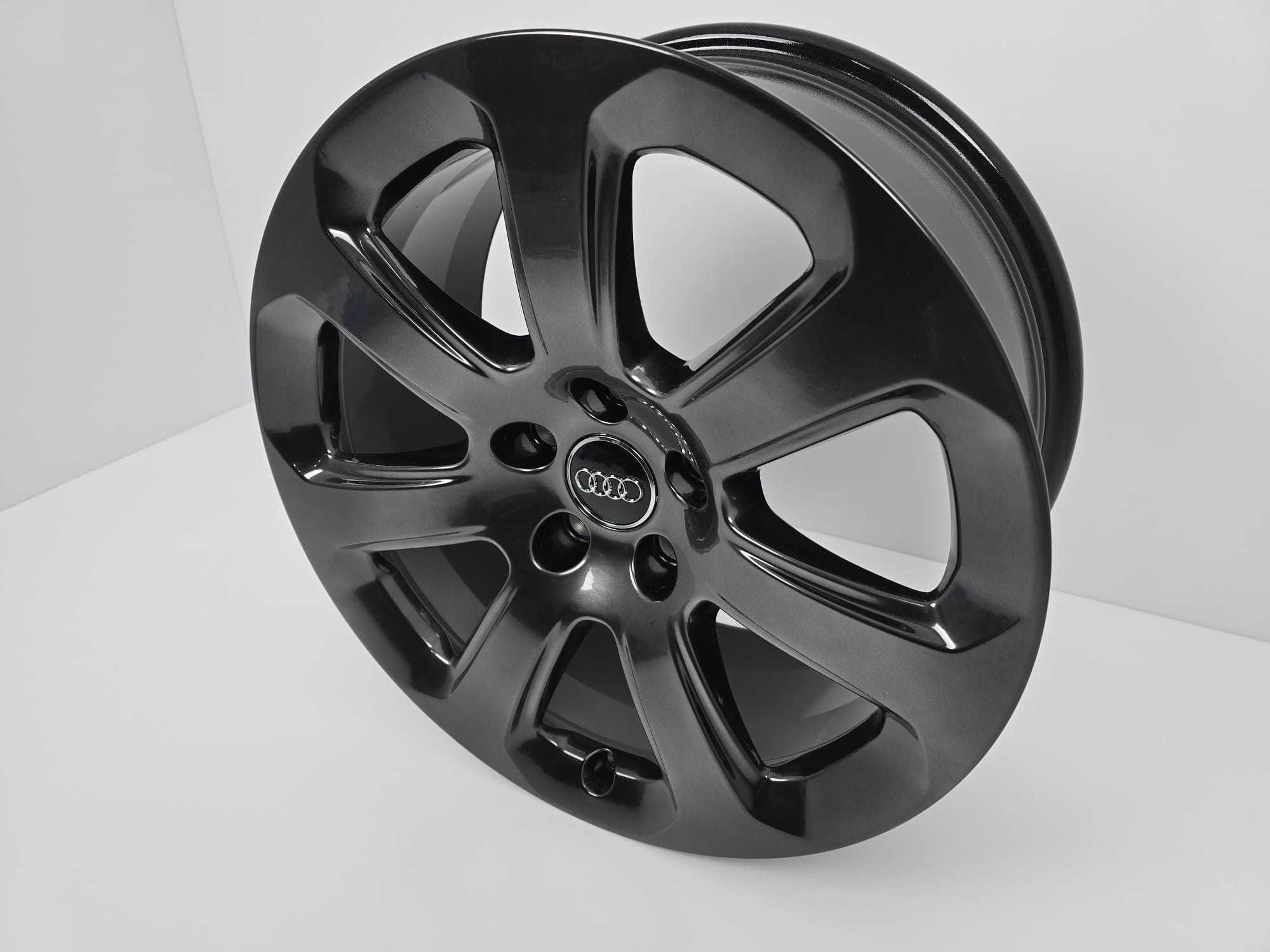 FABRYCZNIE NOWE Oryginalne Felgi Audi 17" A4 A5 A6 A8 Q2 Q3 Q5