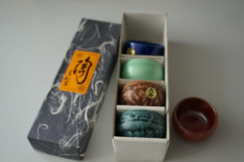 Zestaw japońskich filiżanek do sake