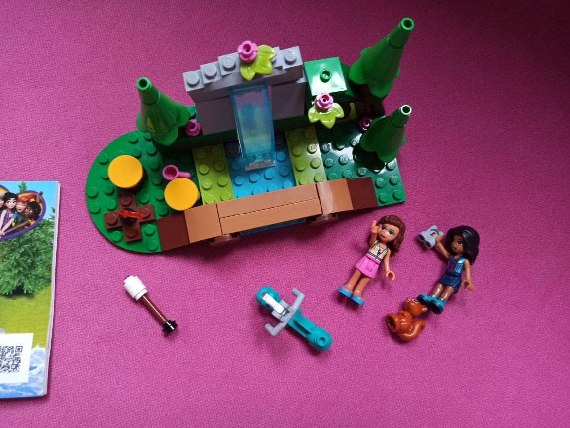 LEGO friends picnic