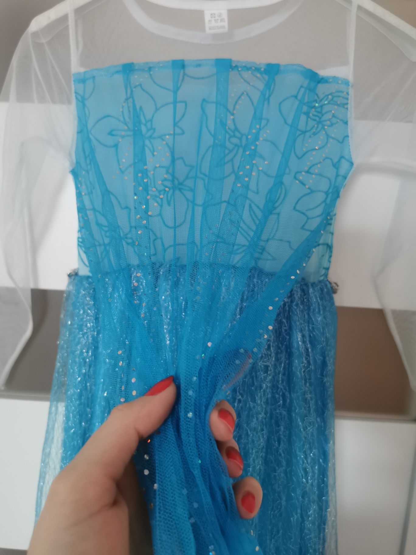 Sukienka Elsy na bal karnawałowy diadem 128 134 cm