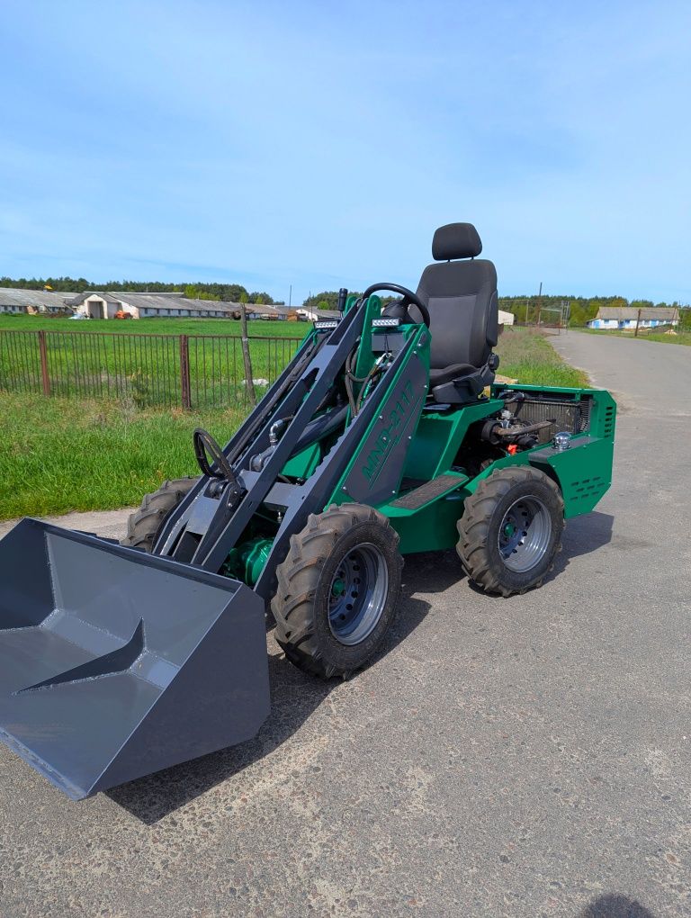 ПРОДАМ Мініпогрузчик MND-2117