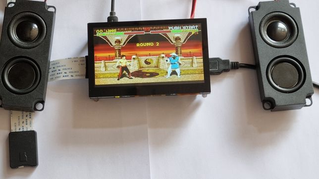 Minikomputer Raspberry Pi3B+ LCD 4,3 HDMI touch screen