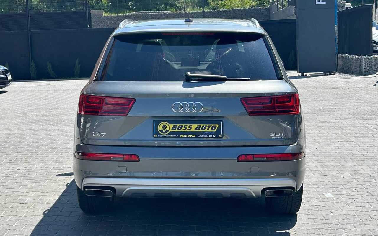 Audi Q7 2016 року