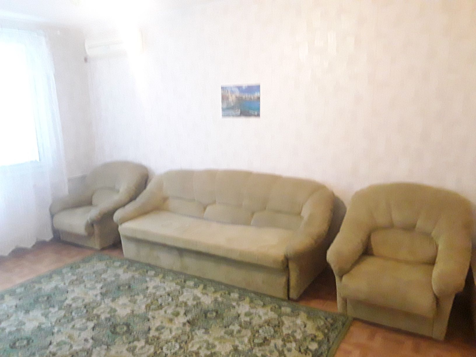 МАКУЛАН, 3-х кімнатна квартира,Центрально-міський р-н.