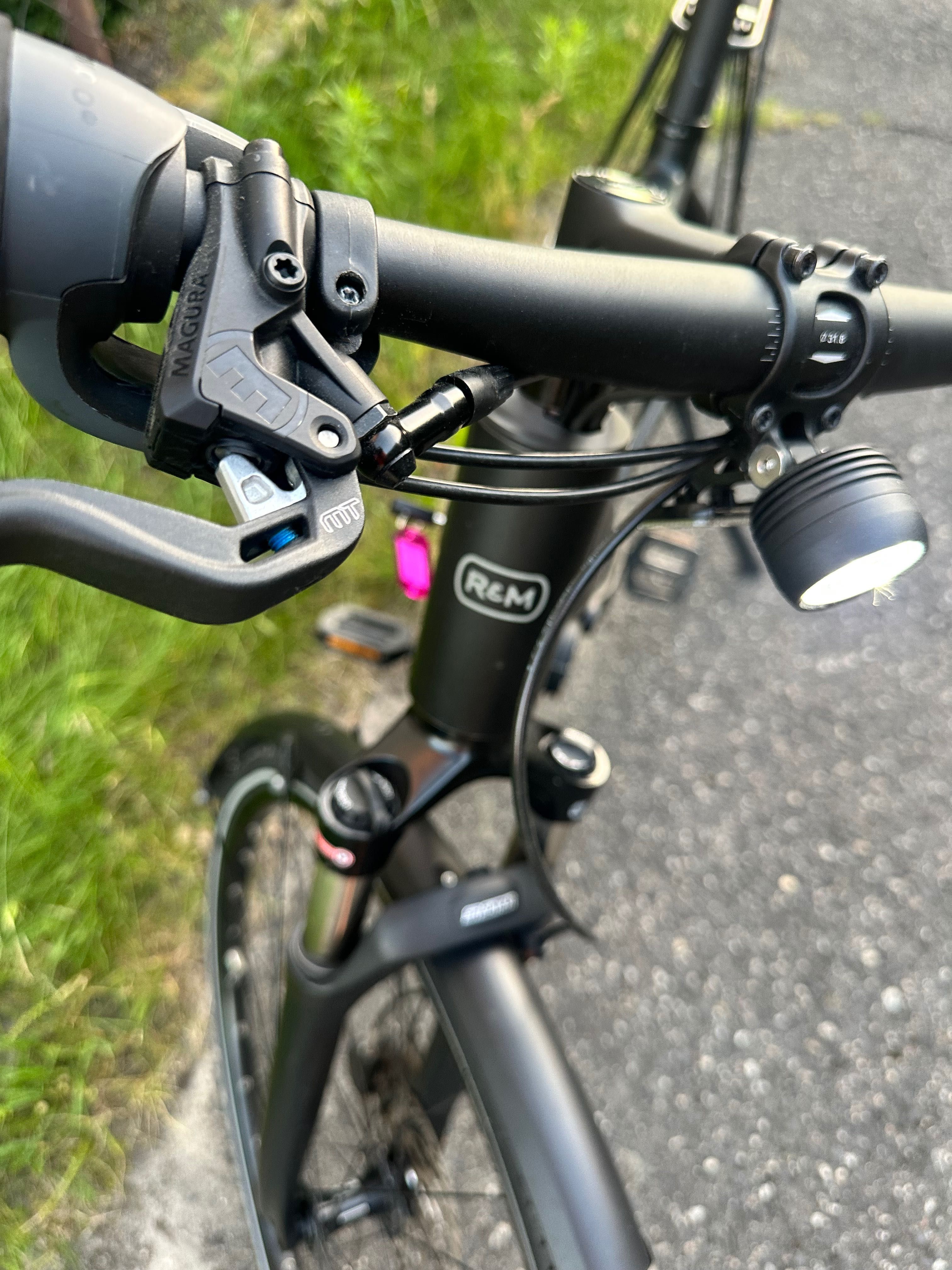 Rower elektryczny RIESE & MULLER Roadster