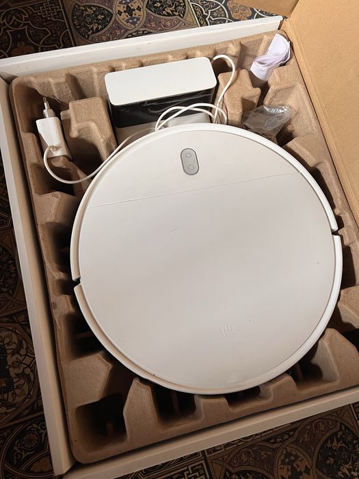 Продам робот-пилесос