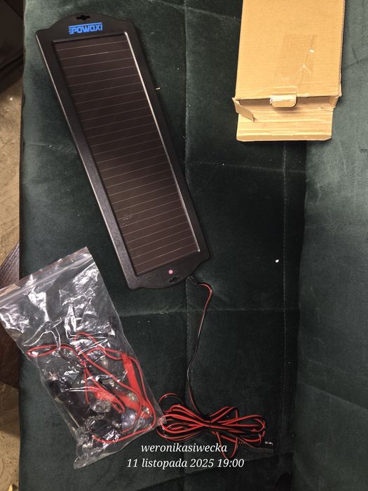 Solarna ładowarka do akumulatora