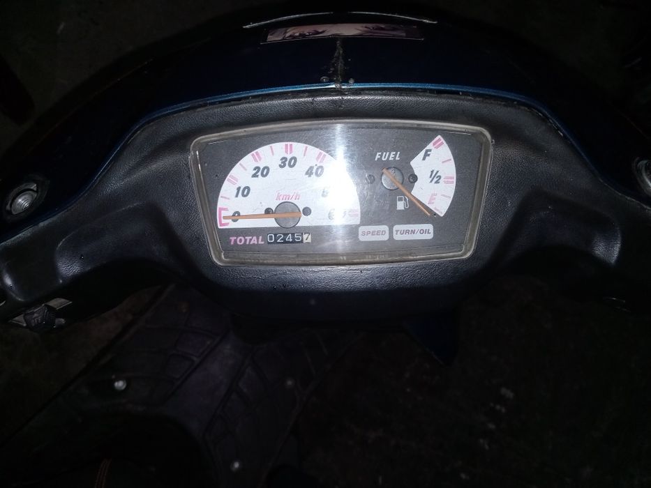 Скутер сузукі сепія ад 50