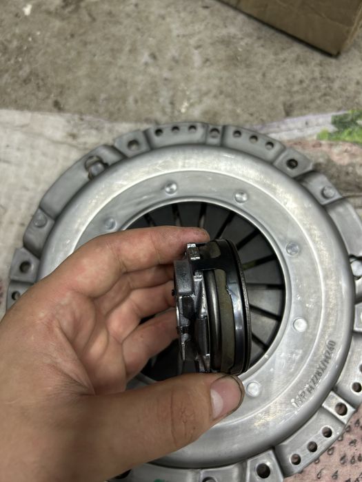 Комплект щеплення mercedes , мерседес sachs 3000317001 w124 w201 w202