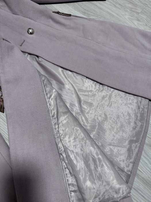 Пальто жіноче xs-s молочне