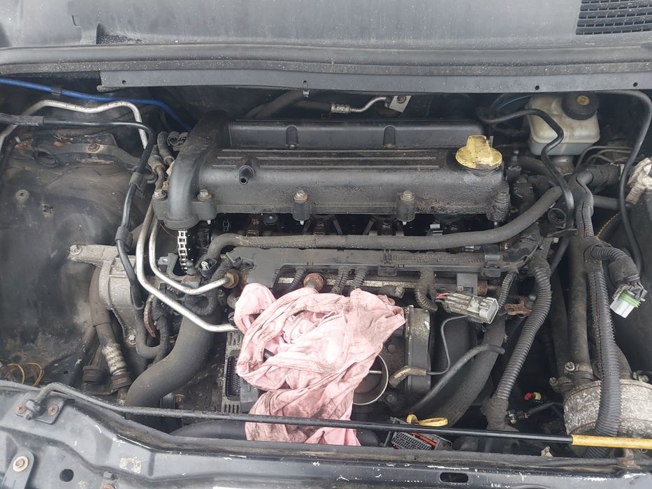 Części opel zafira a 2.2 benzyna kolor z20r silnik z22se skrzynia f23
