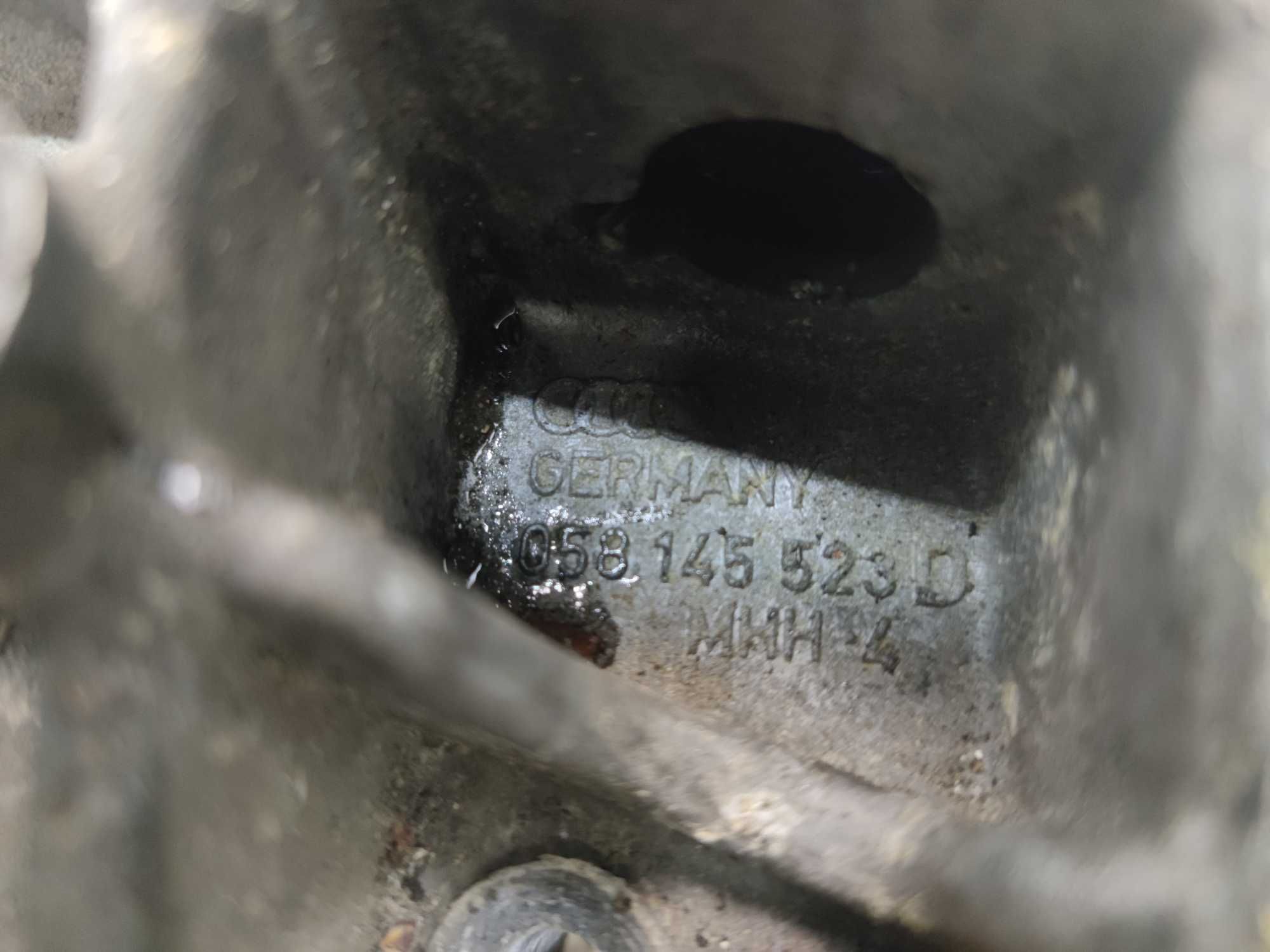 Audi A4 B5 VW Passat B5 1.8 T Łapa Alternatora