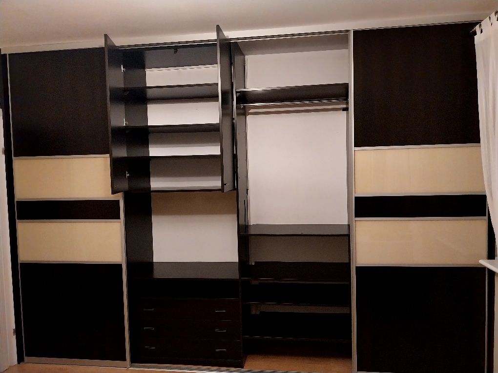 Szafa na wymiar komandor