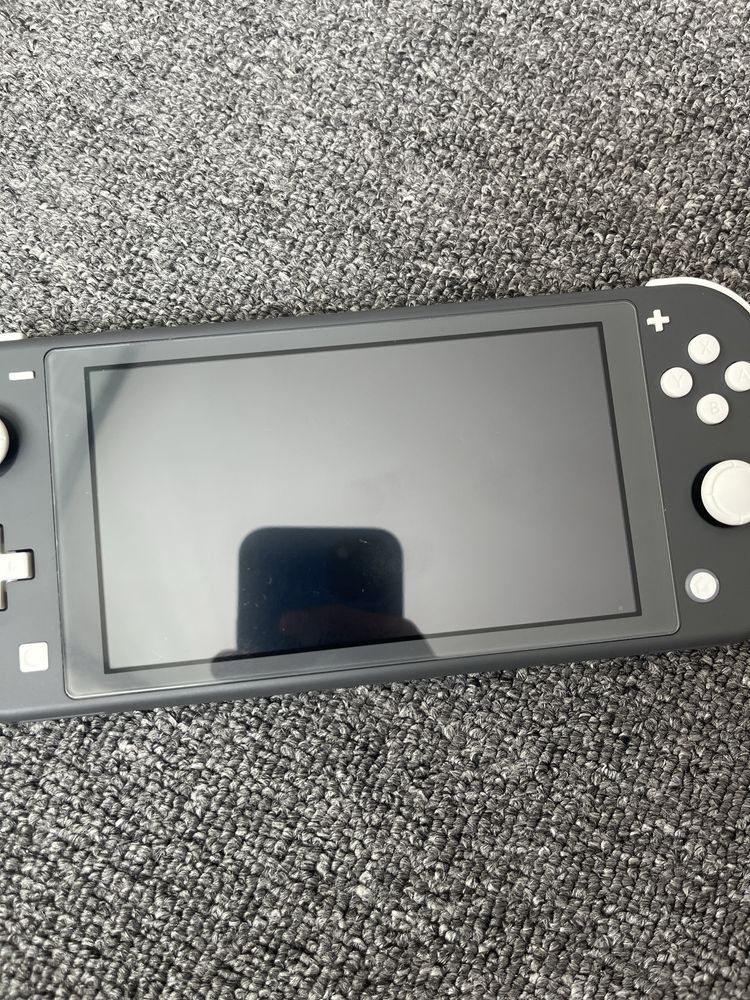 Продам nintendo switch 32 gb