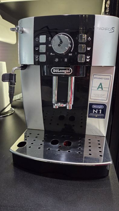 Ekspres DeLonghi Magnifica S