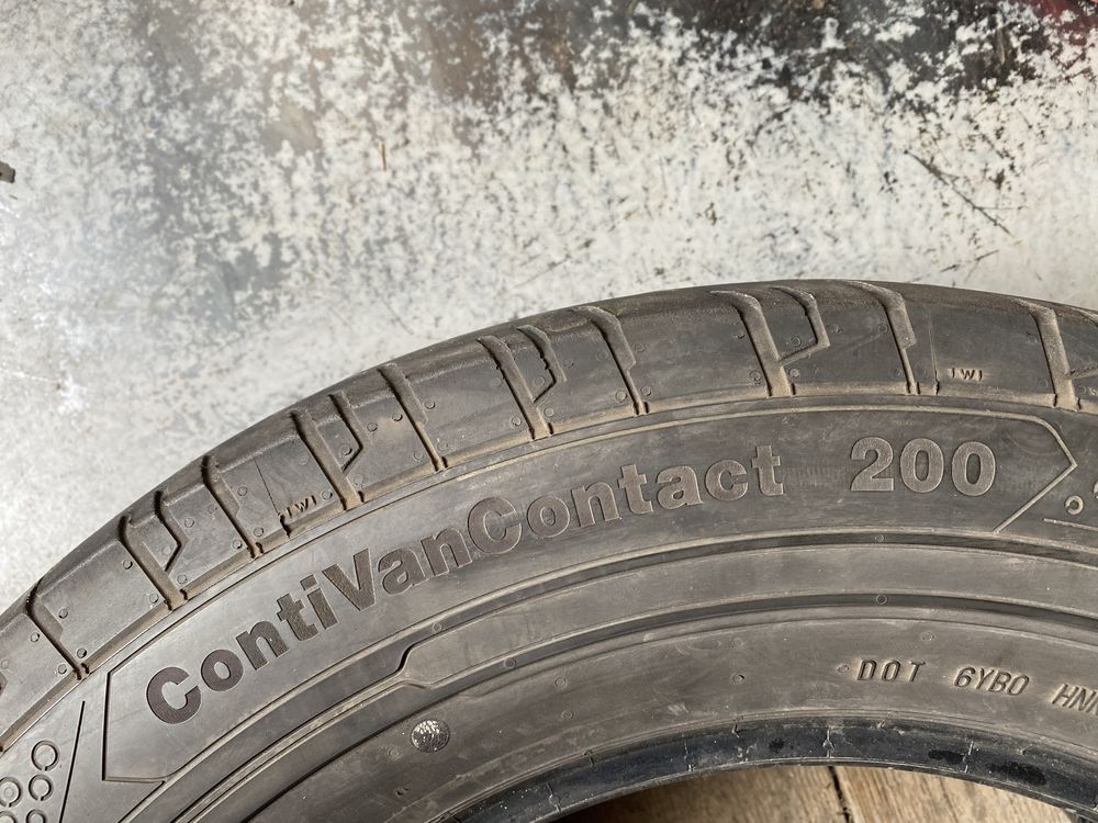 Літня резина шини 235/65R16C Continental
