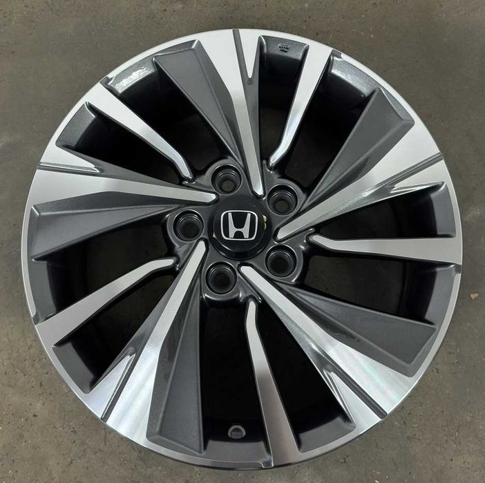 Новые диски 5*114.3 R17 на Honda Accord Clarity CR-V Civic Acura *