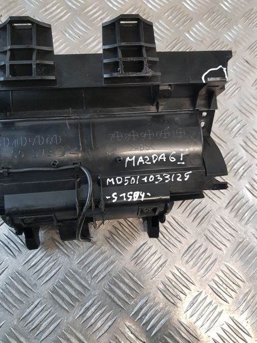 Wyświetlacz Ekran Nawigacji Cntm4290A Mazda 6 I Gg 02R-