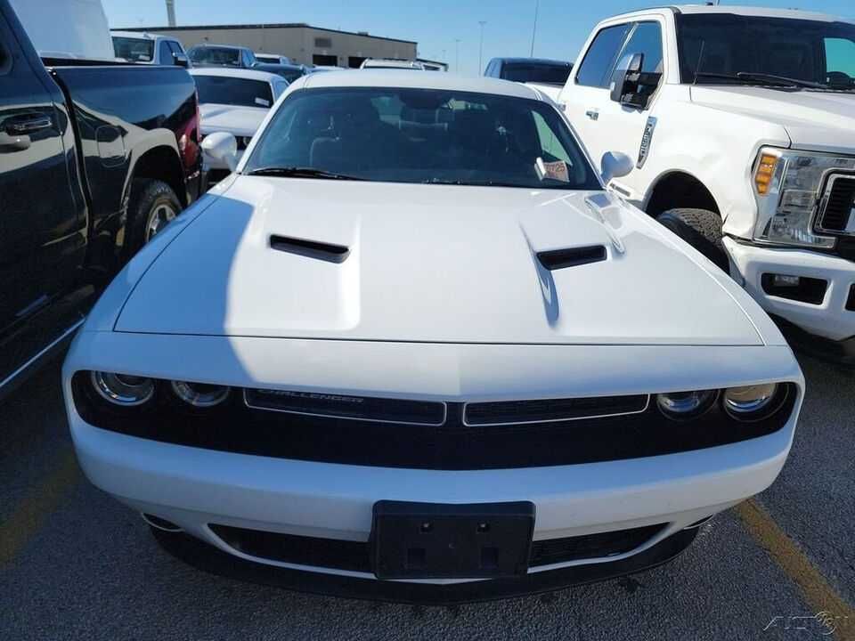 2021 Dodge Challenger SXT