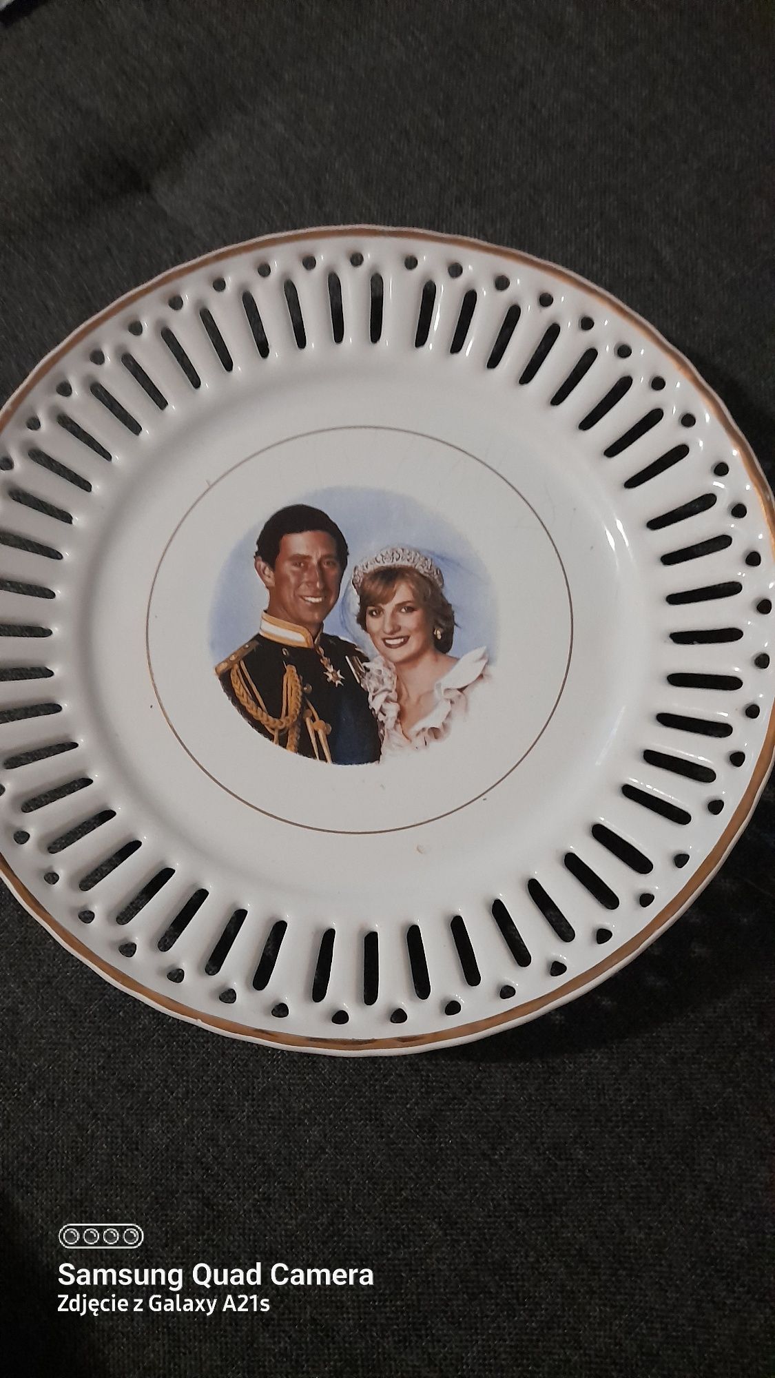 Talerz kolekcjonerski Księżna Dana i Karol 1981 r