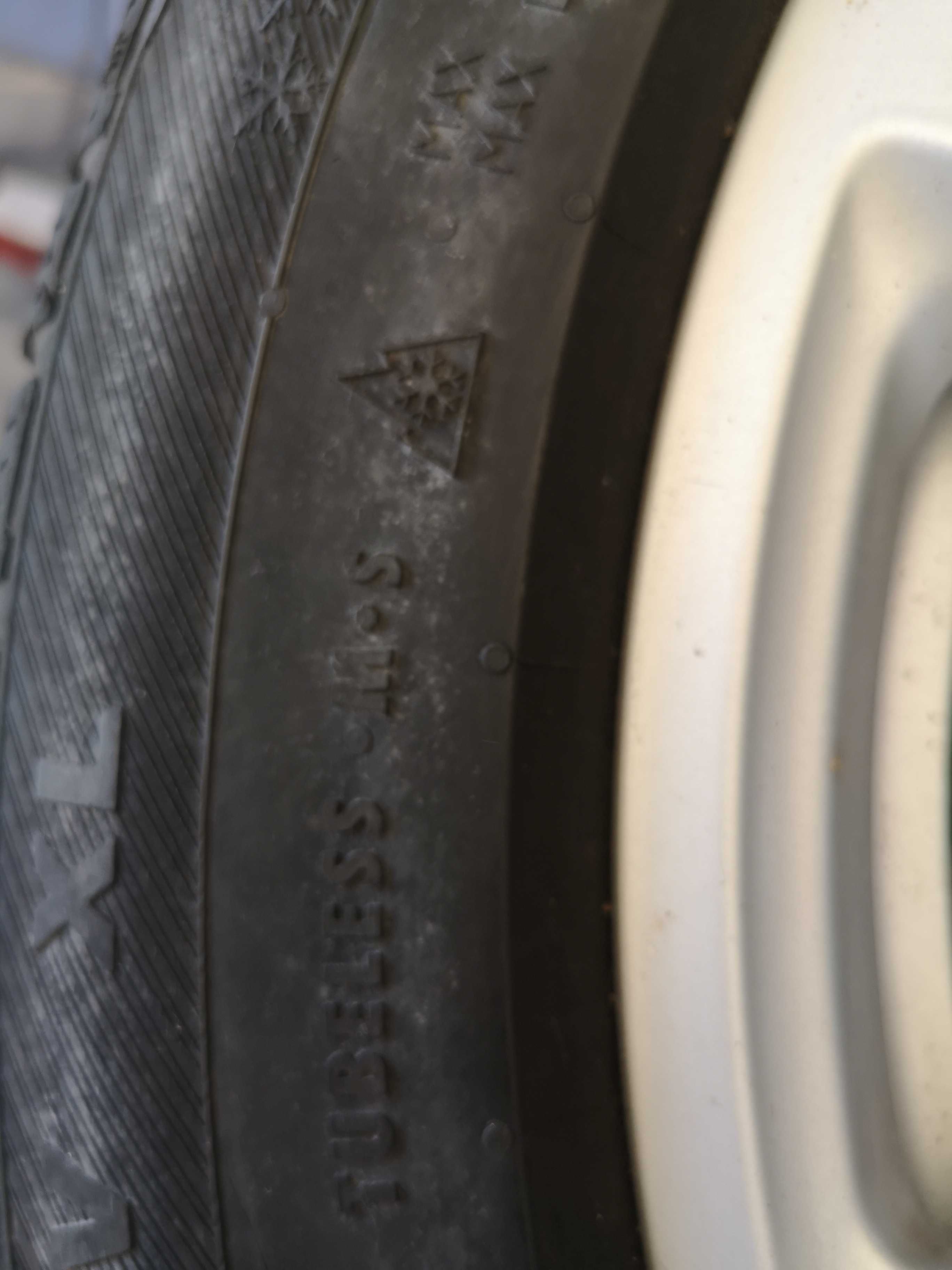 Audi Q5 felgi alumionowe z oponami BARUM Polaris 3 - 235/55/17