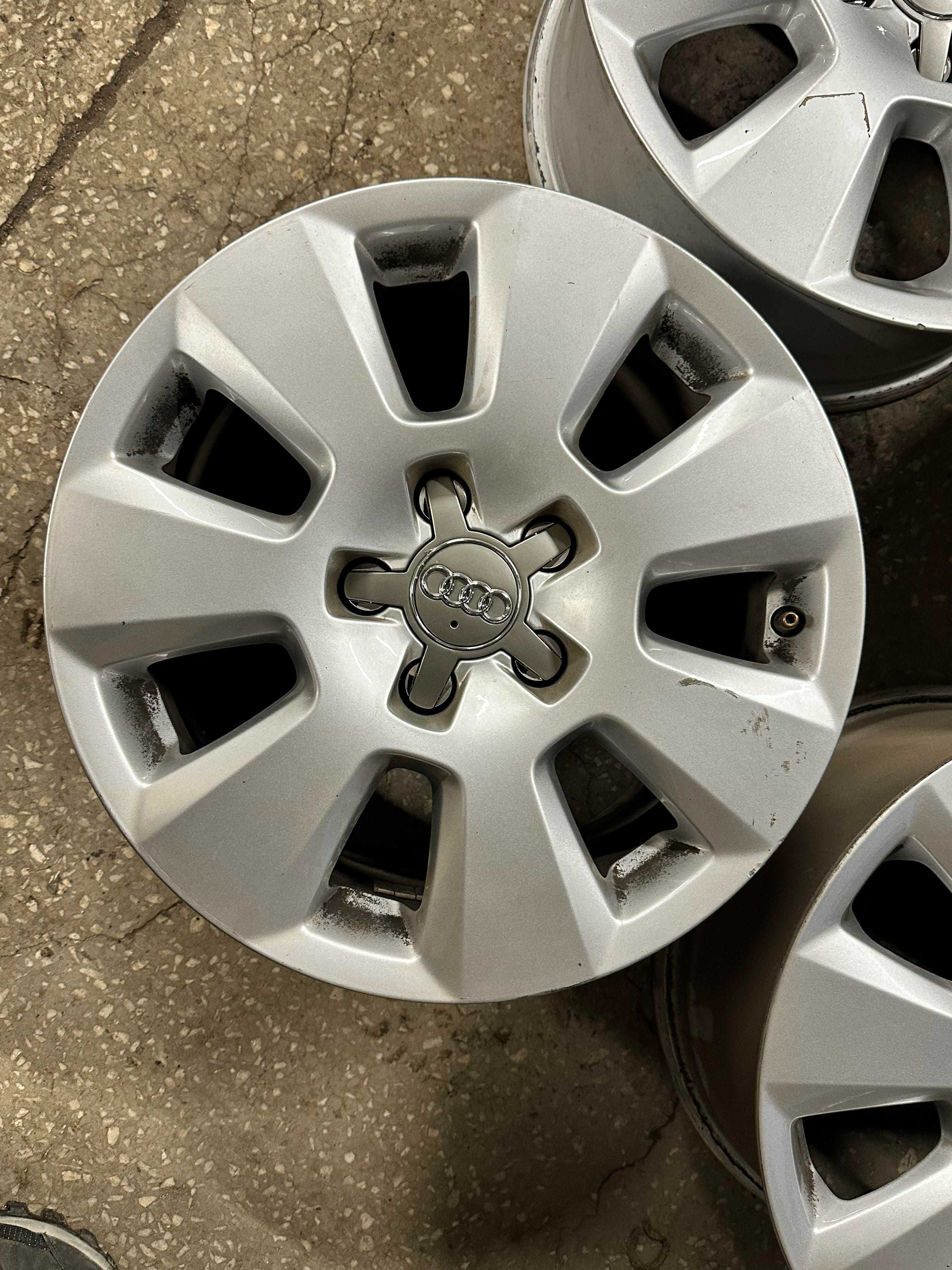 Felgi Aluminiowe Audi A6 16" 5x112 Oryginalne