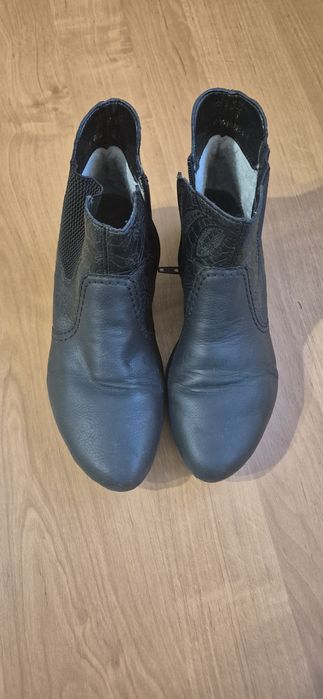 Botki rieker r. 39