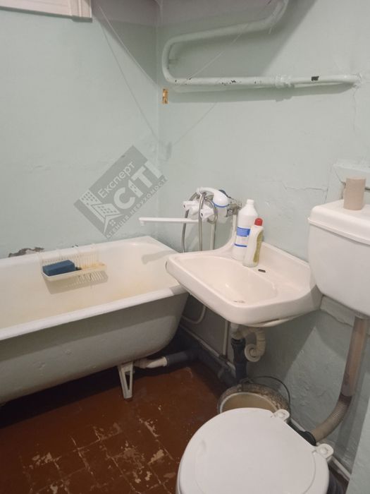 Ціна  знижена! Продам 2-х кіімнатну квартиру. Зуп. Універмаг.