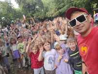 Animator Mikołaj  animacje zespół dla dzieci Duzy biały Miś