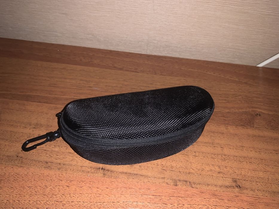 Футляр для окулярів