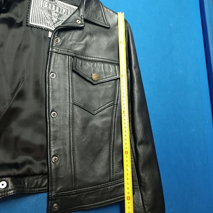 Casaco em pele preta lisa marca Gossip made in UK