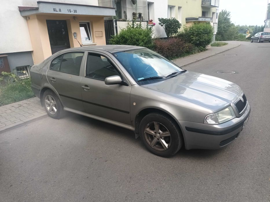 Skoda octawia 1.6 B.G.