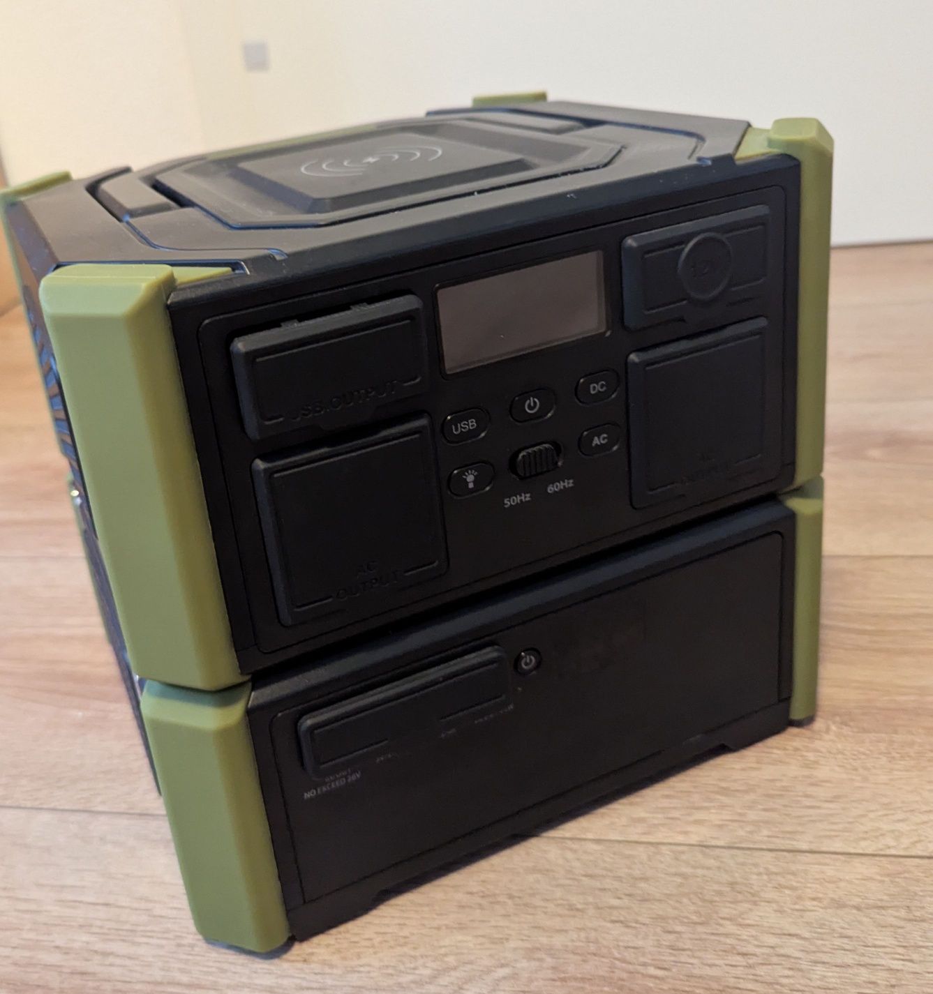 Портативна зовнішня (мобільна) електростанція Powerstation PR600