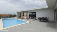 Nova moradia de luxo V2+1, com piscina, para venda em Paderne, Algarve