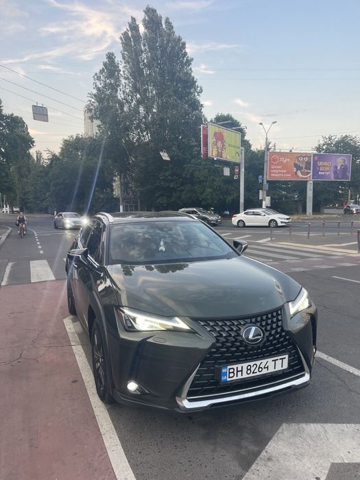 Lexus UX 2020 официал