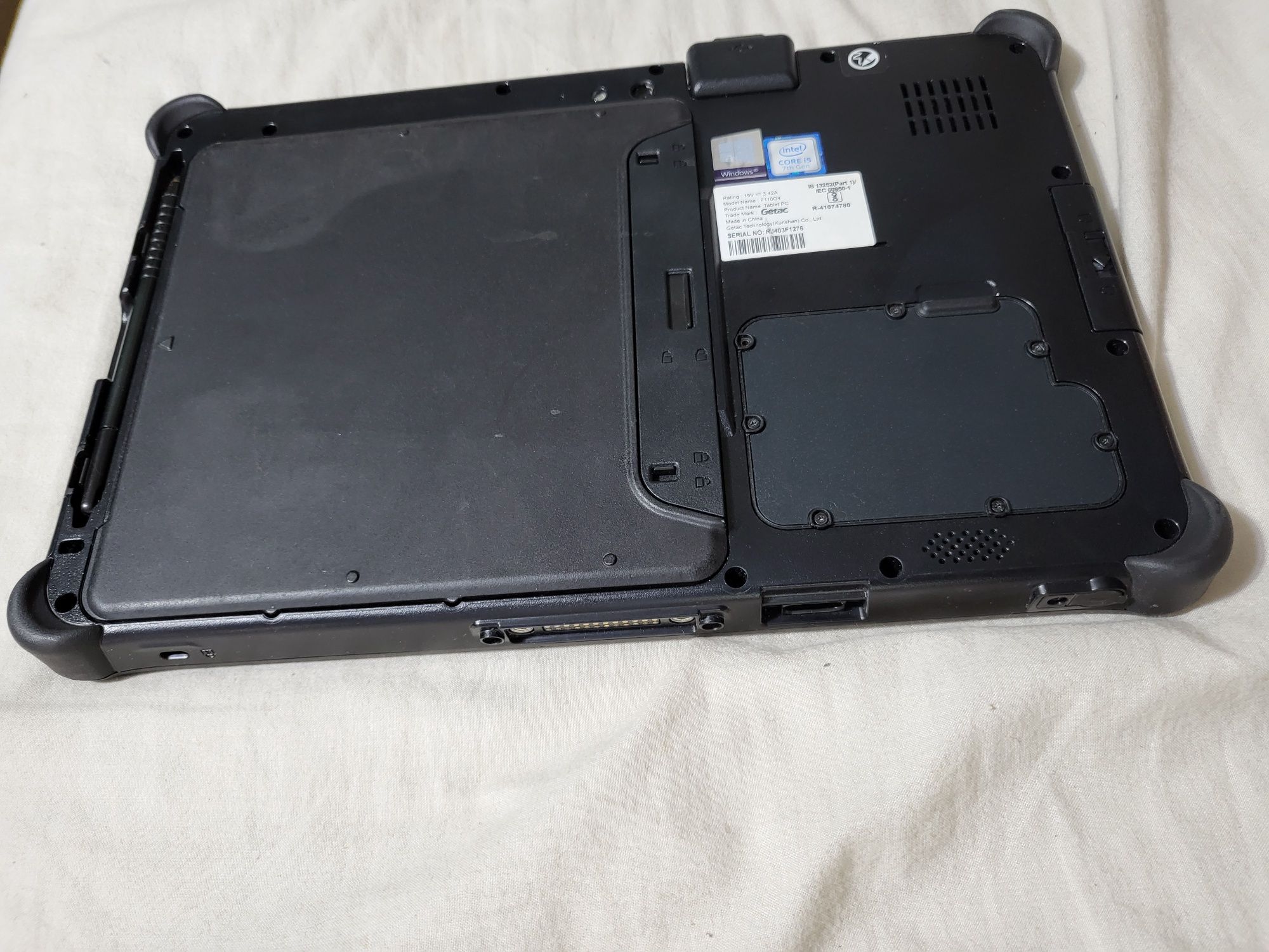 Захищений планшет  GETAC F110 G4 11.6" i5-7200U/8GB/256GB SSD