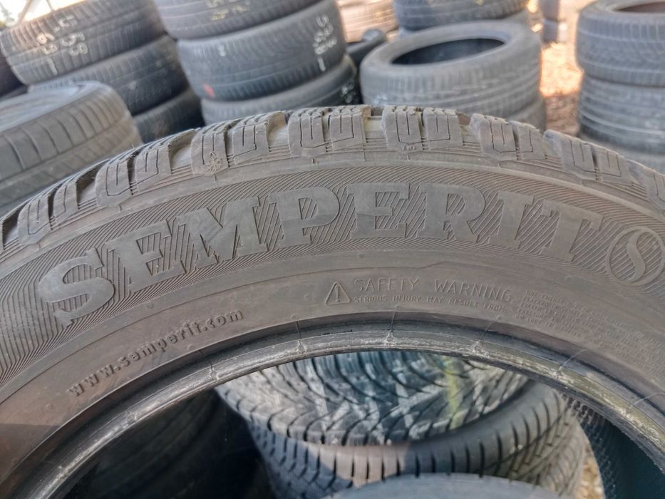 Opona używana zimowa 215/60R17 Semperit Master Grip 2 1szt.