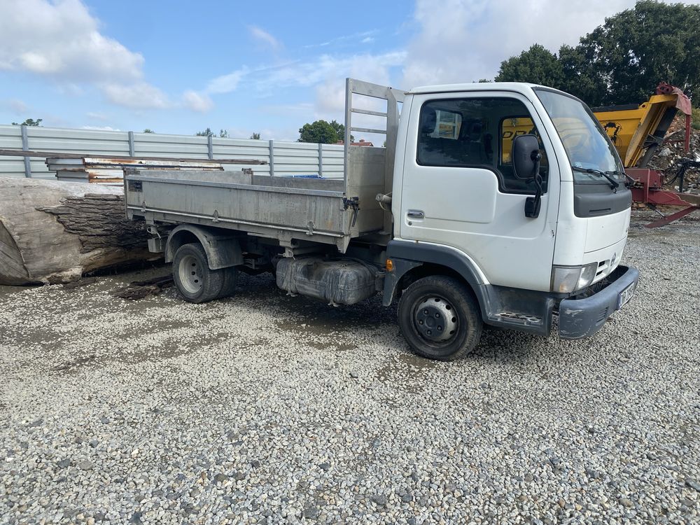 Wywrotka nissan cabstar 3.0