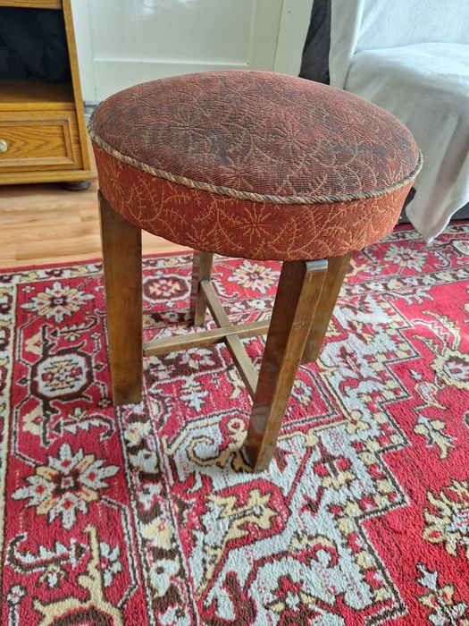 Taboret,stołek retro