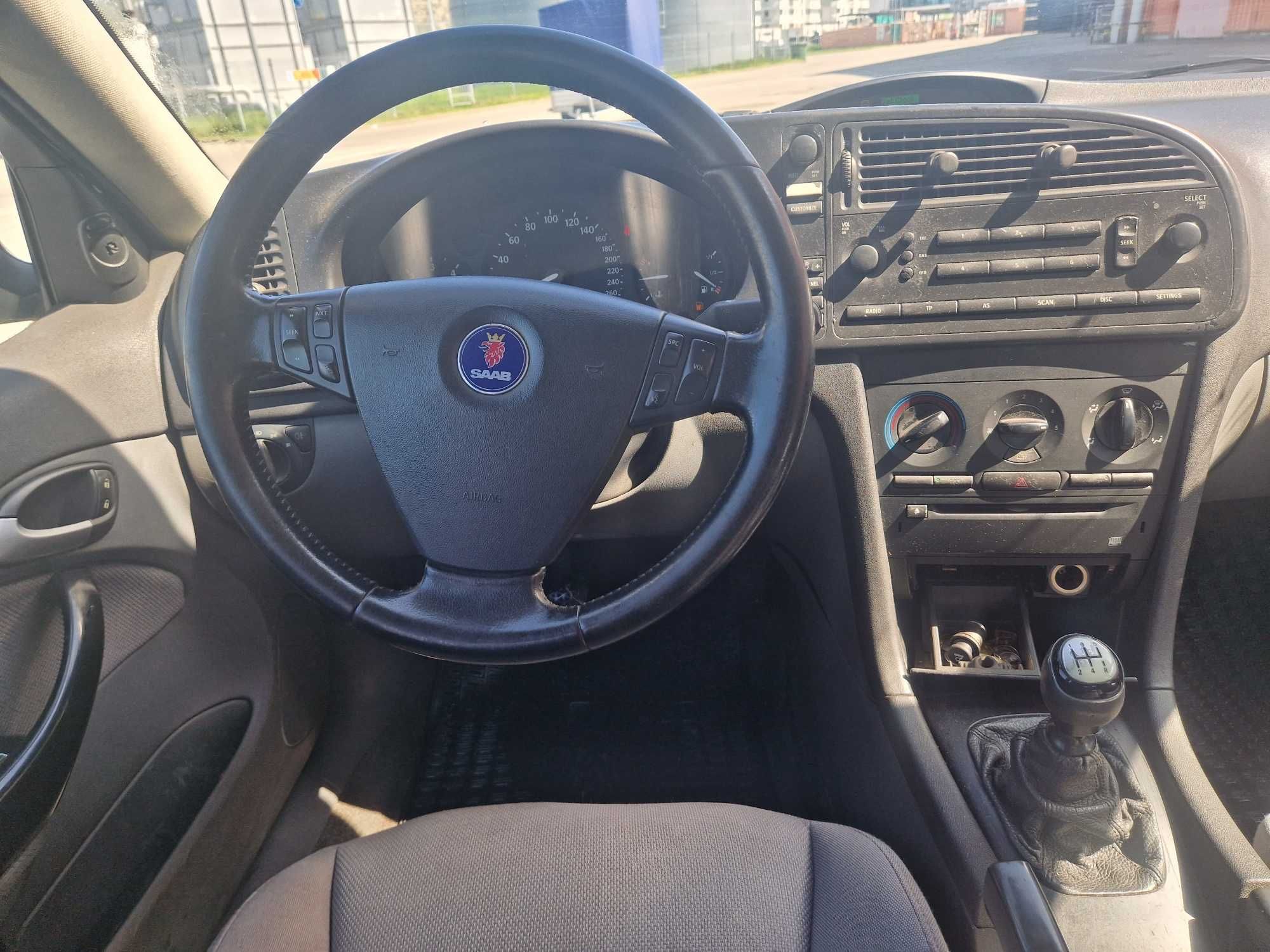 SAAB 9-3  2.2. 125 KM   klimatyzacja hak