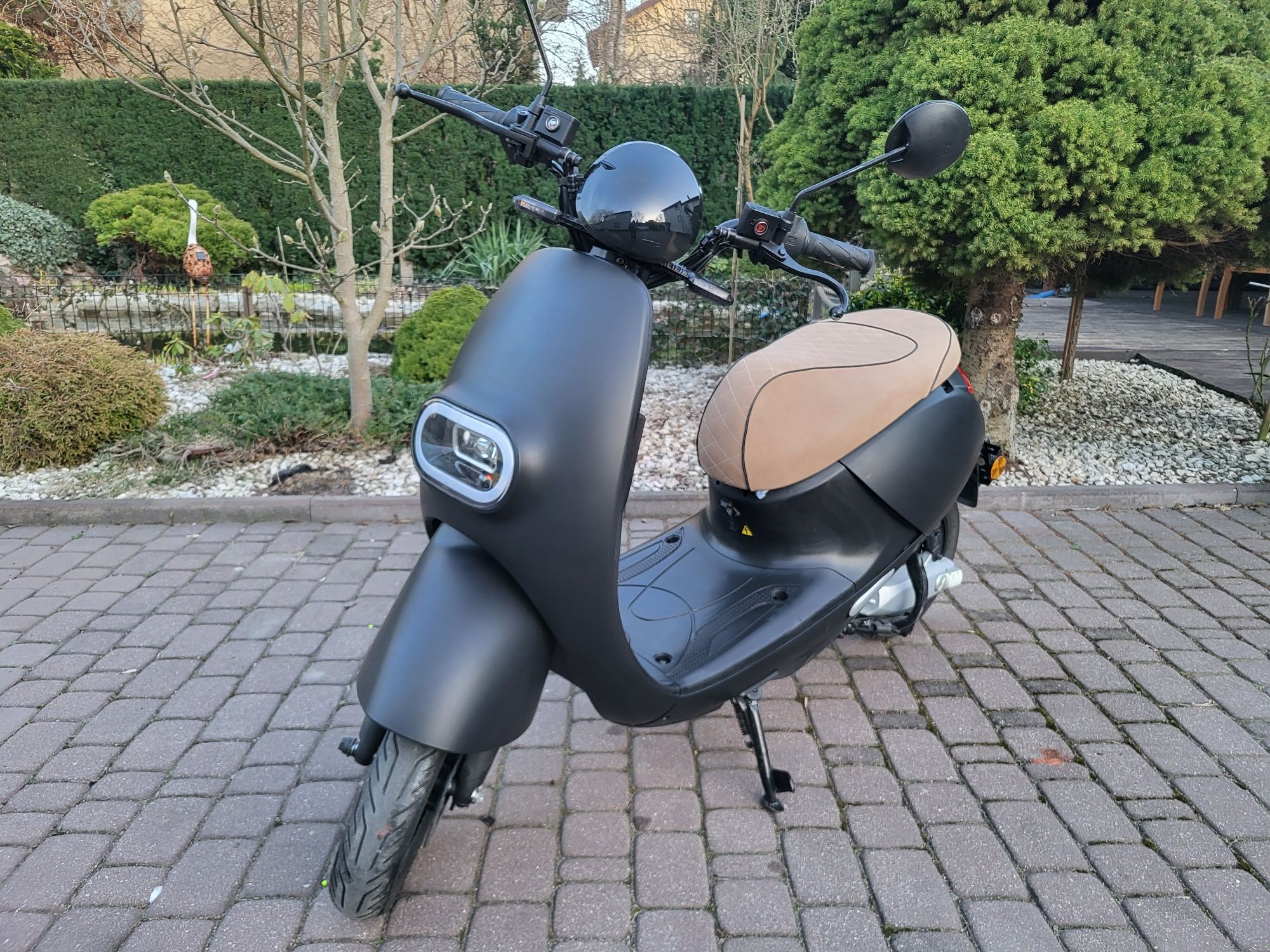 Skuter elektryczny IVA E-GO S3