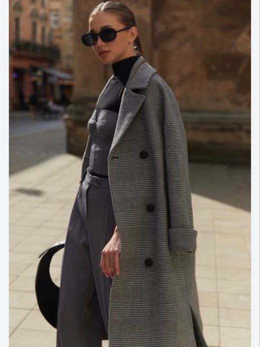 Трендове пальто в клітинку вовна