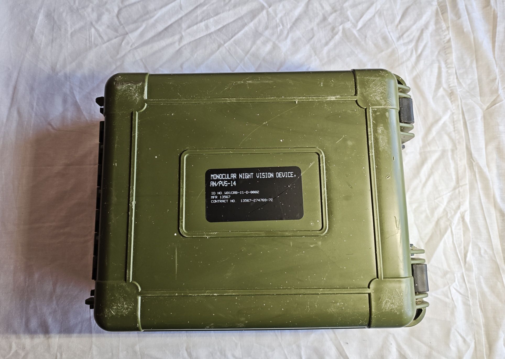 Ящик, кейс для pvs-14