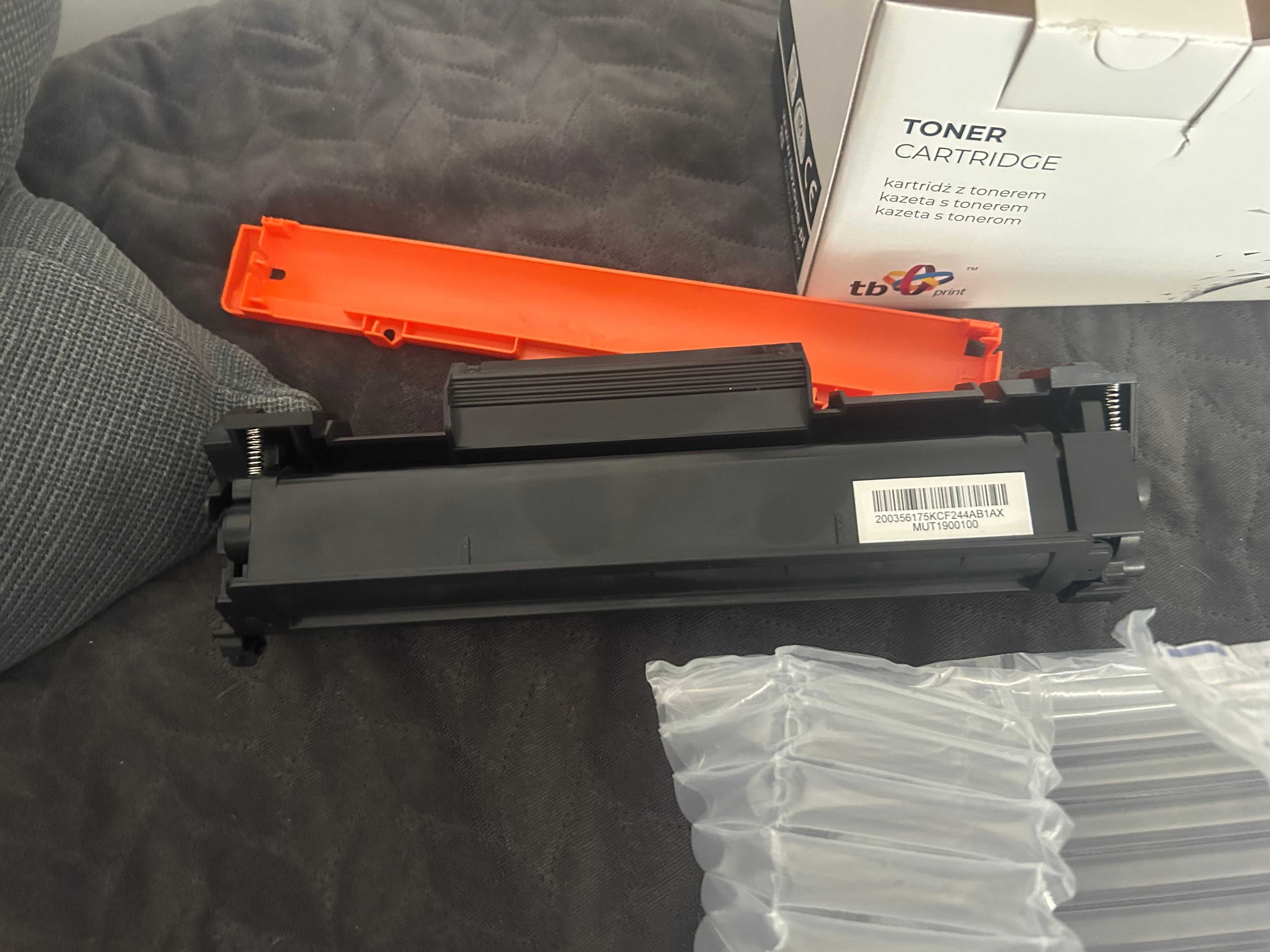Toner pusty wkład do drukarki do uzupełnienia